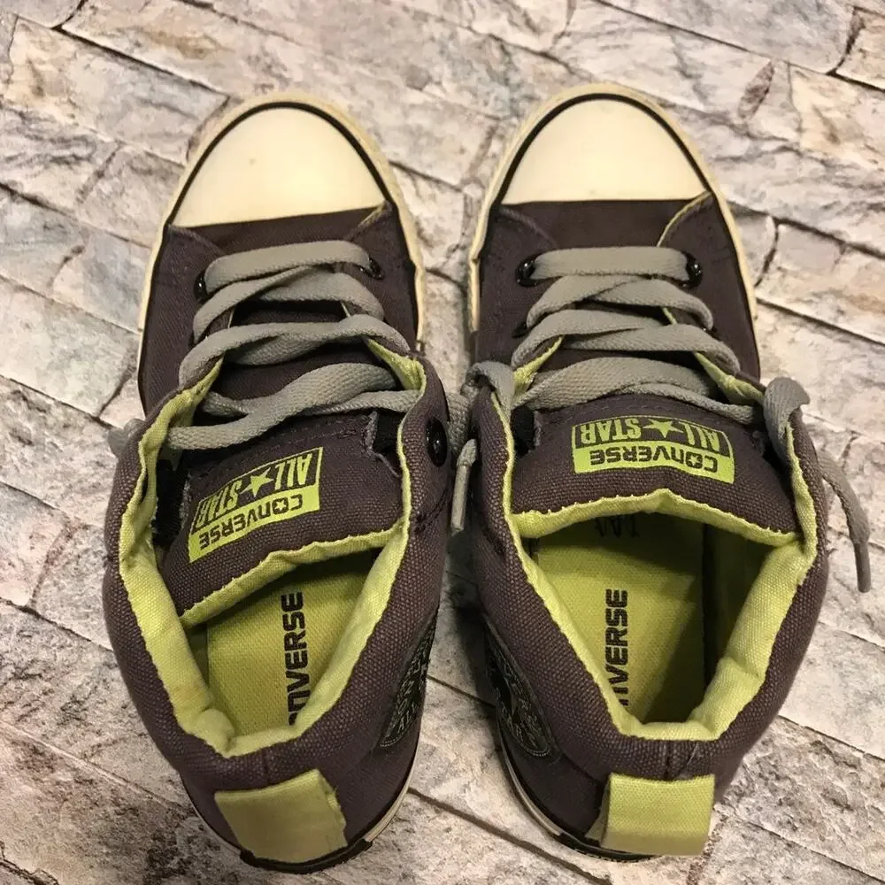 Size 1 Converse All Star